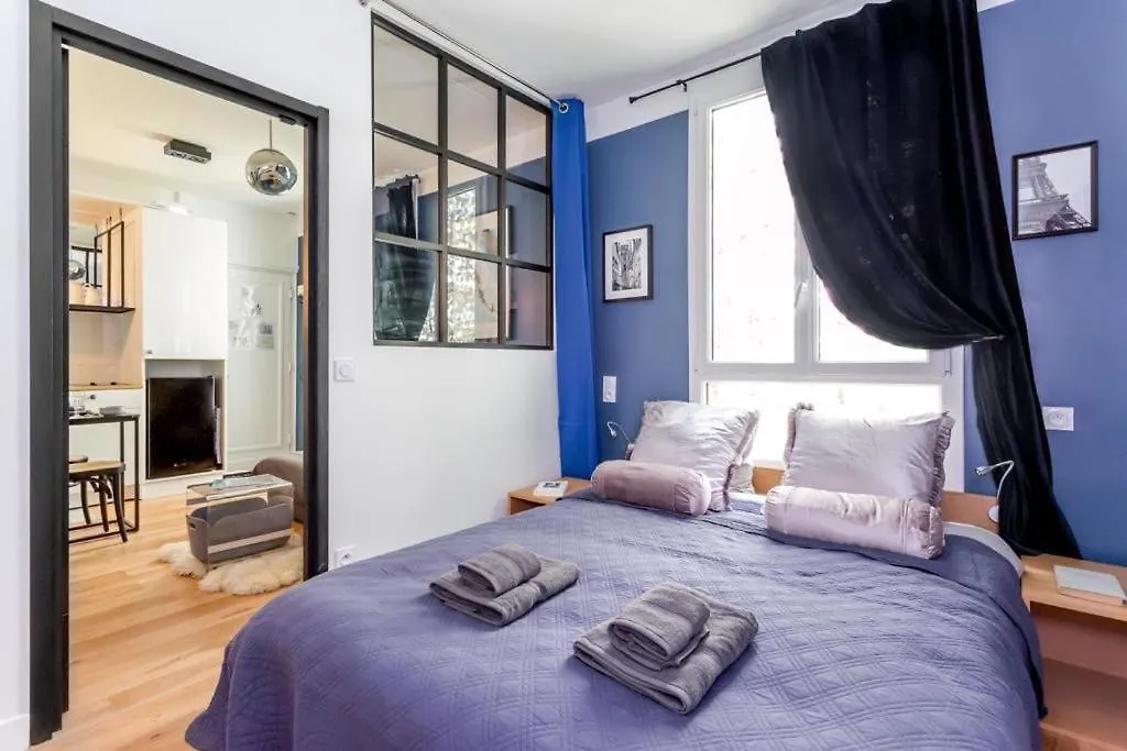 C Cozy Batignolles Apt, Metro Right At Your Doorstep 파리 프랑스